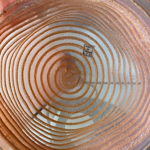 Women’s Wide Brim Sun Hat - Picture 3 of 3